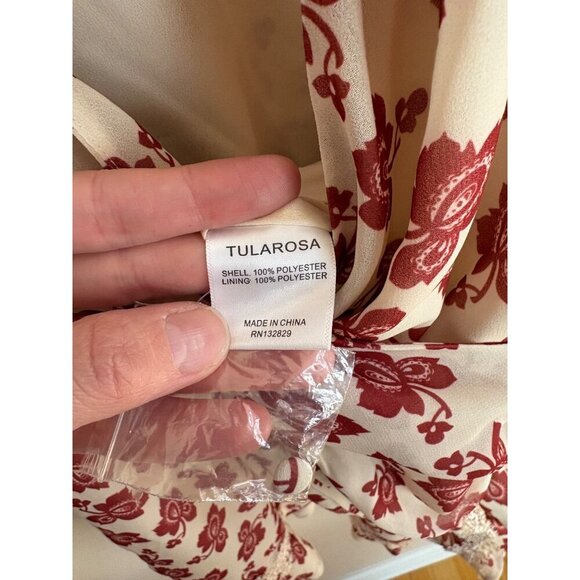 Tularosa x Revolve NWT Ashby Romper Cream + Red Florals Size Medium - Picture 8 of 14